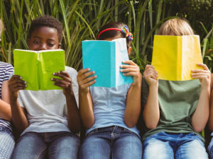 Hábito da leitura: vamos brincar de ler?